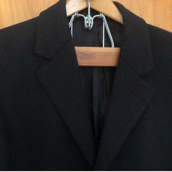 Mens IZOD long coat, size 38R - Picture 7 of 8